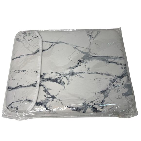 13"-14" Laptop Tablet Soft Sleeve, Case, Protector - NIP! - Picture 1 of 6